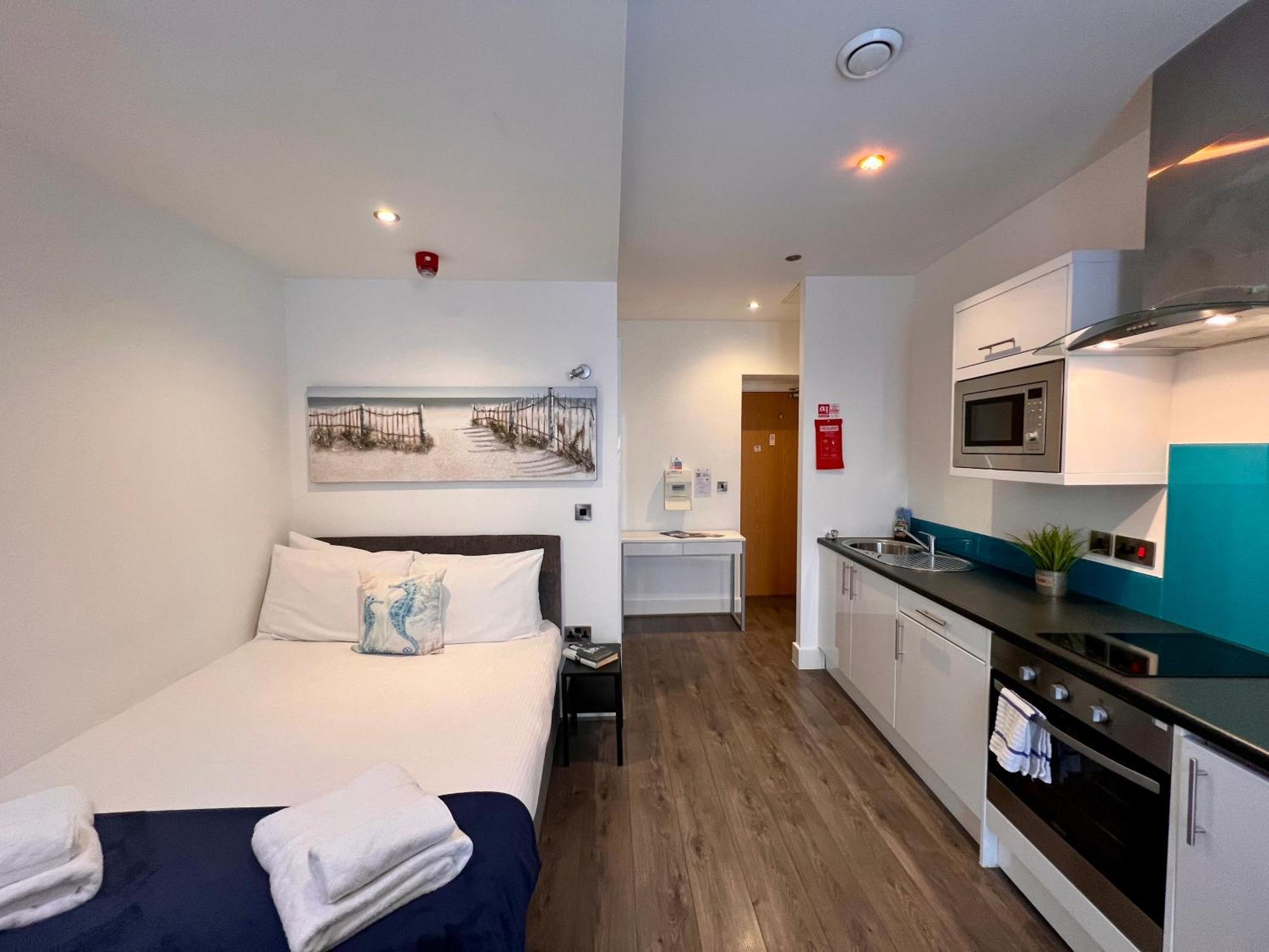 Foxhouse Studio Apartments Plymouth Bagian luar foto