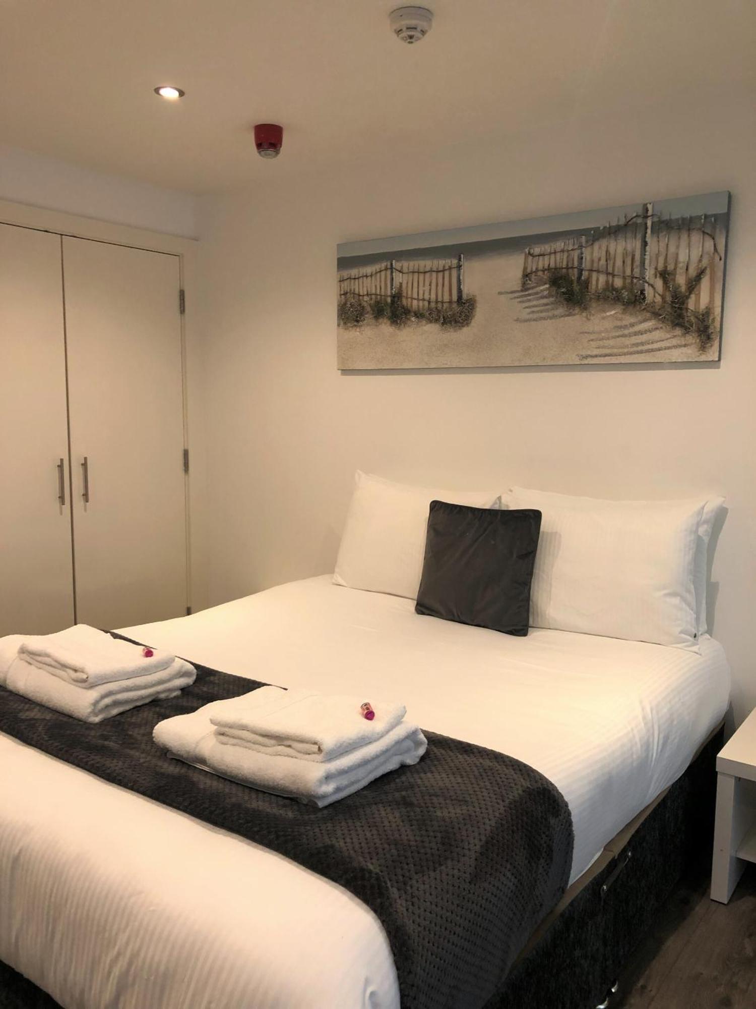 Foxhouse Studio Apartments Plymouth Bagian luar foto