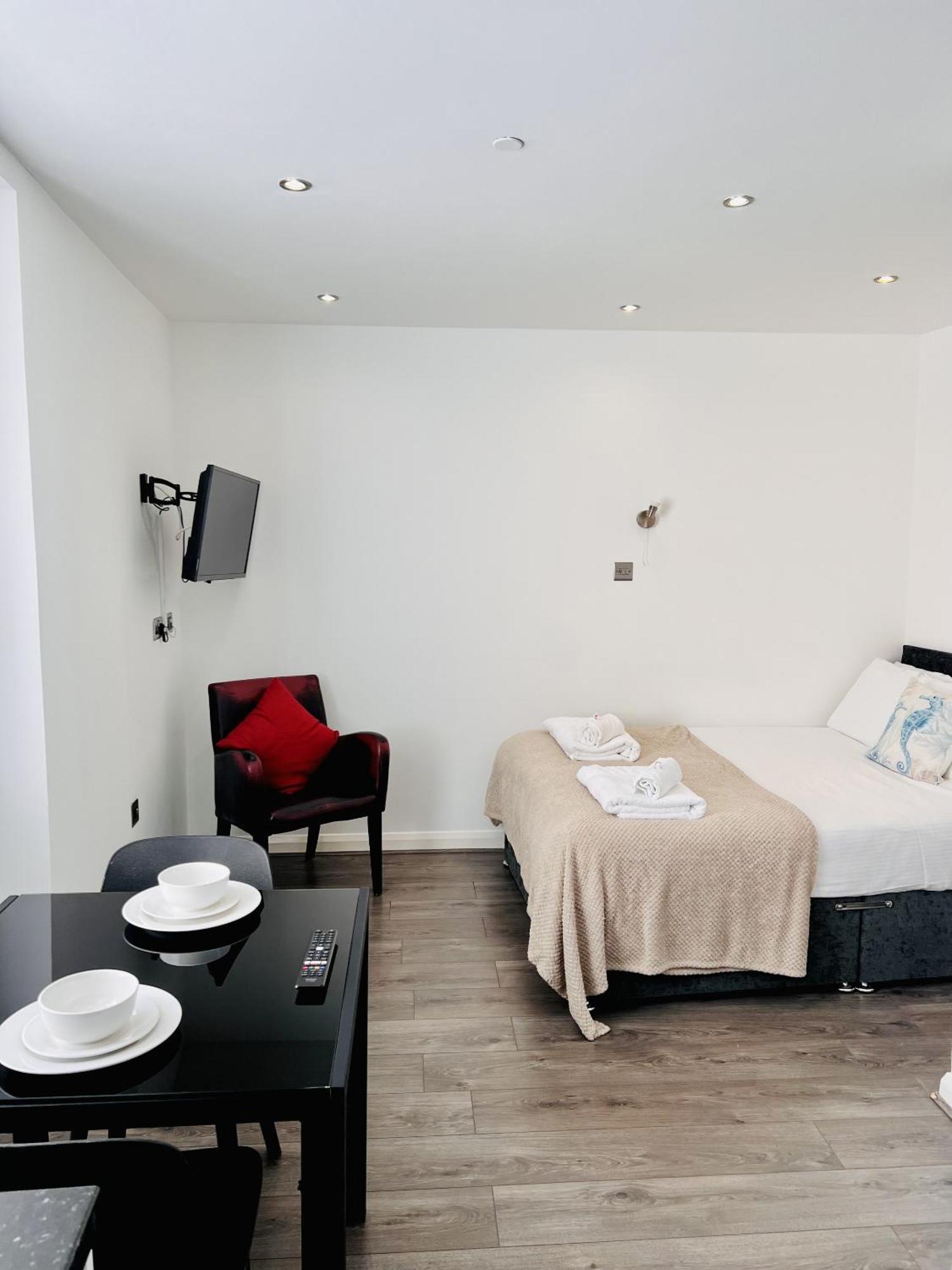 Foxhouse Studio Apartments Plymouth Bagian luar foto