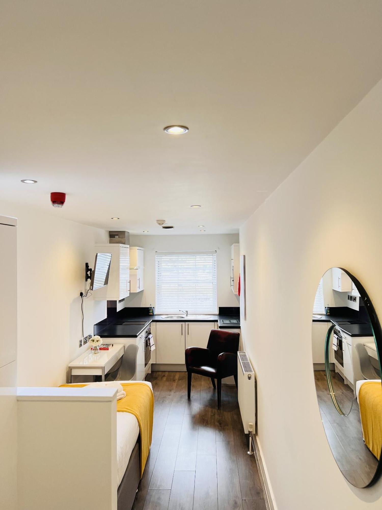 Foxhouse Studio Apartments Plymouth Bagian luar foto