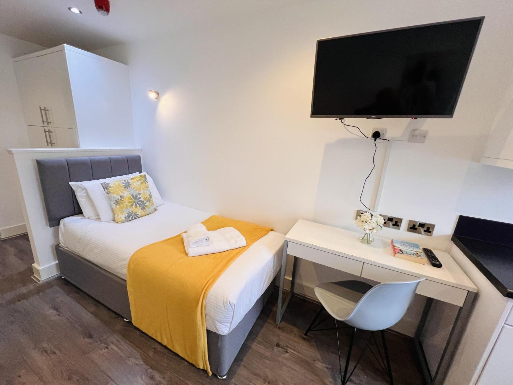 Foxhouse Studio Apartments Plymouth Bagian luar foto